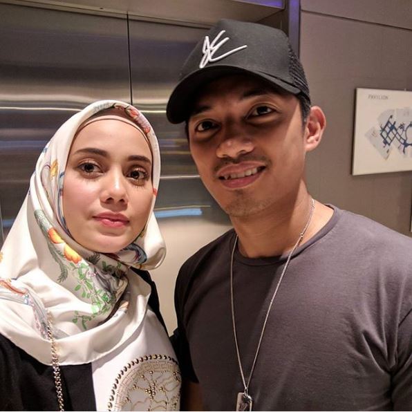 Instagram @mia.ahm4ad Mia dan Izham bakal menimang cahaya mata tidak lama lagi.